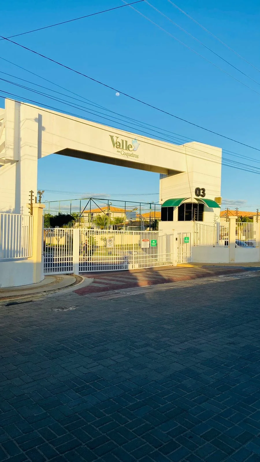 APARTAMENTO MOBILIADO DISPONÍVEL PARA VENDA